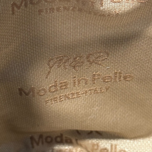 M&R Moda in Pelle Firenze Small Black Everyday Bag - Picture 10 of 16